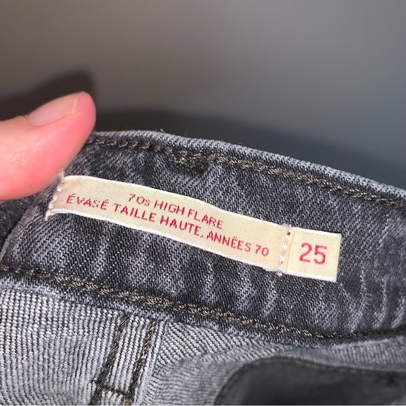 Levi's 70's High Flare Women's Jeans 25 - Picture 3 of 13